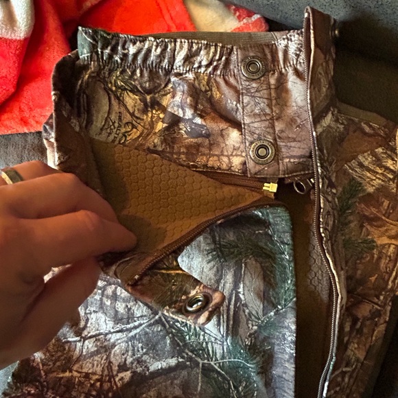 Real tree xtra hunting or work pants. - Picture 3 of 8